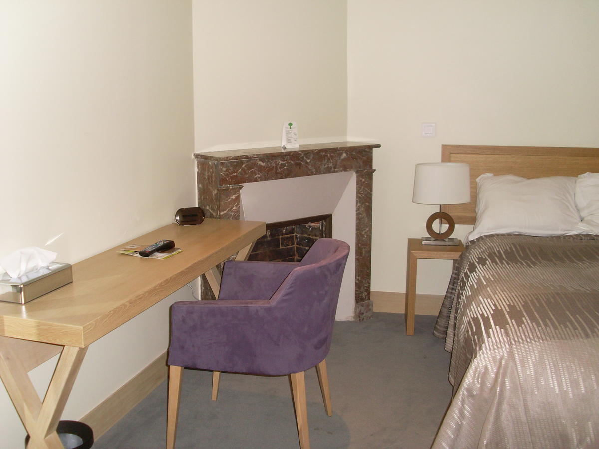 Hôtel Le Parc Marly-le-Roi Quarto foto